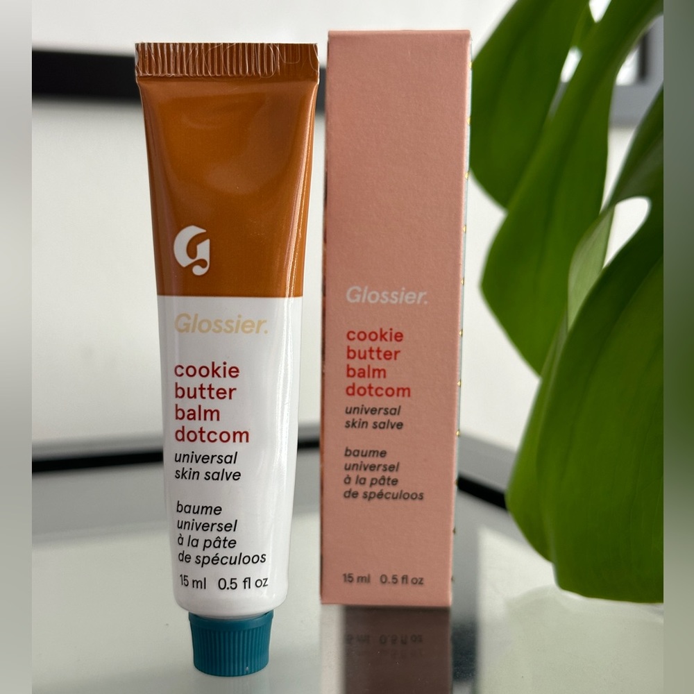Glossier Balm Dotcom in Cookie Butter